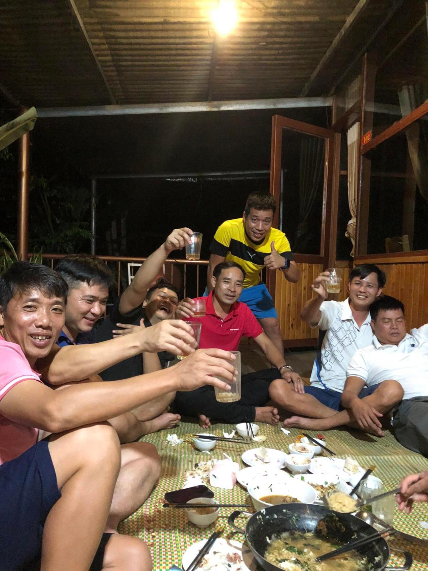 โรงแรมฟอง ญา มิดทาวน์ Cu Lac ภายนอก รูปภาพ